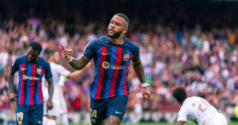 Dutch star Memphis Depay nears completed move to Atlético Madrid