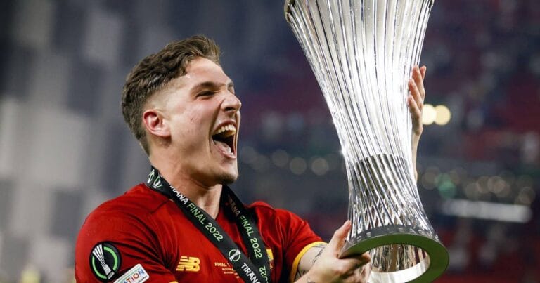 Tottenham resurrect attacking midfielder move with ‘loan with obligation’ offer