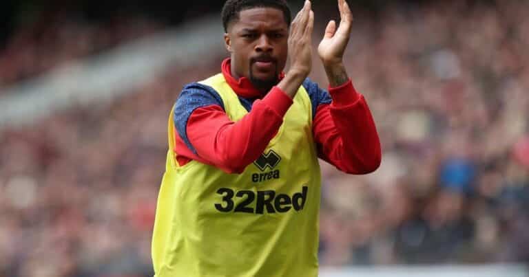 Former Arsenal academy graduate officially joins Dutch giants Ajax