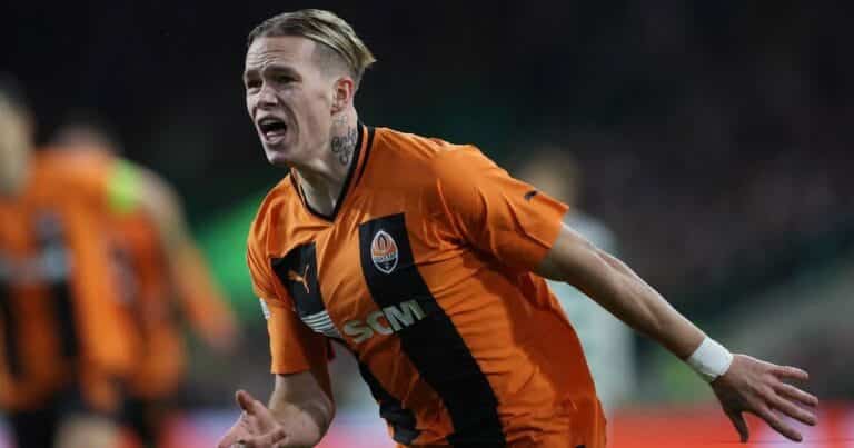 Chelsea dealt major boost as trio spotted in training ahead of Liverpool clash