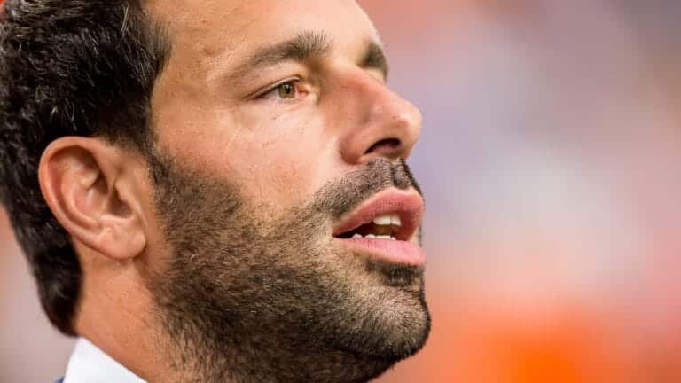 Ruud van Nistelrooy: Leicester ‘will make change’, says Carragher – as boss says he will ‘sleep on’ result