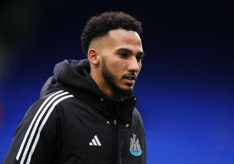 Newcastle: Defender Lloyd Kelly seals Juventus switch