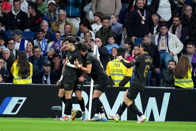 Real Madrid 1-2 Valencia: Duro deals devastating blow to title defence