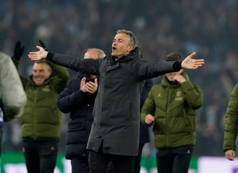 Enrique hails PSG fans despite Ligue 1 champions losing unbeaten record