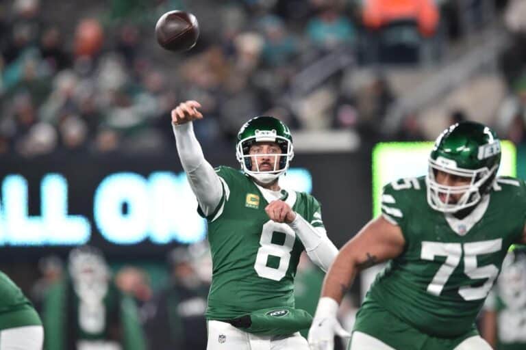 NFL: Analysts Torn On The Idea Of Aaron Rodgers Signing With The Giants