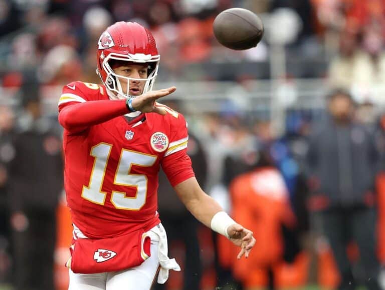 NFL: Chiefs One Step Closer To AFC’s Top Seed With Win Over Texans