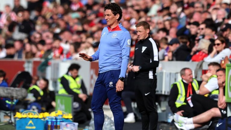 Brentford appoint former Wolves midfielder Andrews as boss